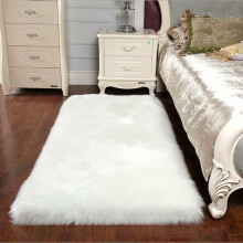 Non-Slip Faux Fur Rug for Bedroom Decor, Soft Area Rug with Luxuriously Plush Indoor Accent (60x150Inch)