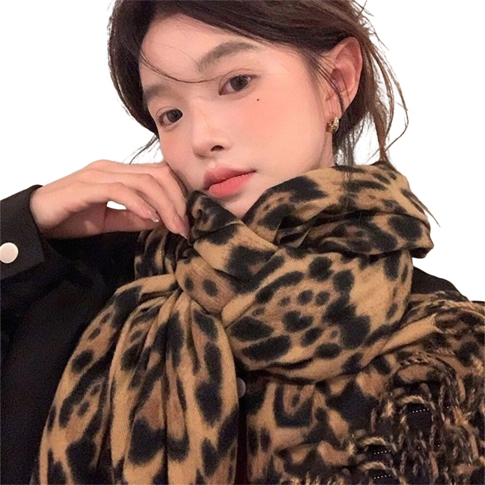 Warm Fringed Shawl Women's Winter Scarf Stylish Leopard-Gold