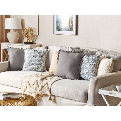 Beliani Throw Cushion CORDATA 45 x 45 cm Cotton Blue Oriental Pattern 1