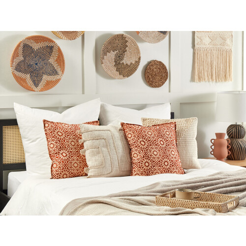 Beliani Throw Cushion CEIBA 45 x 45 cm Cotton Red Geometric Pattern 1