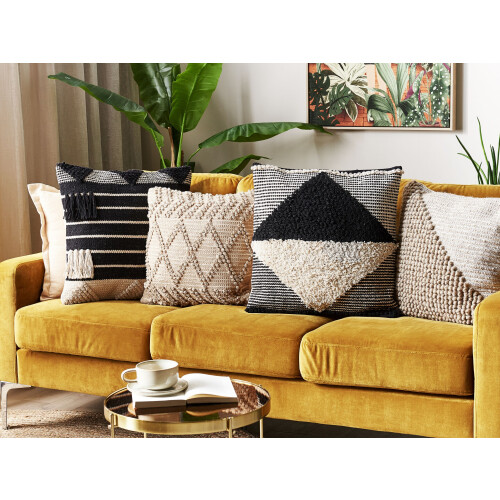 Beliani Throw Cushion KHORA Cotton 50 x 50 cm Black Geometric Pattern 1