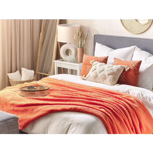 Beliani Blanket BJAS 200 x 220 cm Orange 1
