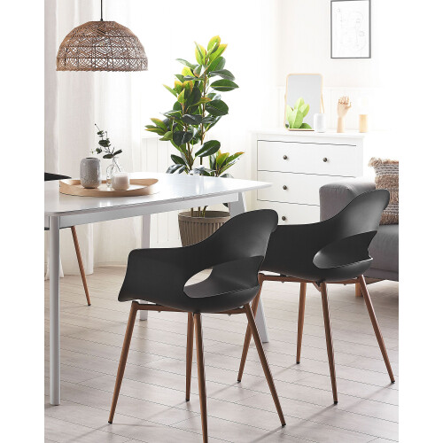 Beliani Set of 2 Dining Chairs UTICA Black 1
