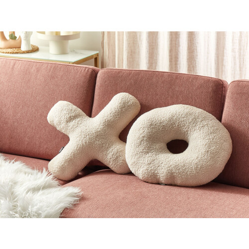 Beliani Set of 2 Decorative Cushions HESPERIS Boucle Beige Solid 1