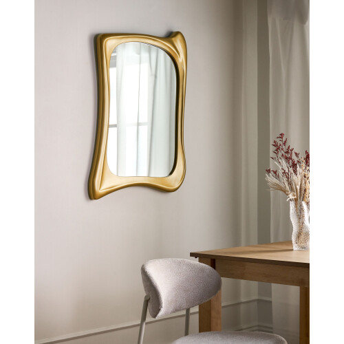 Beliani Wall Mirror CONCARNEAU 65 cm 94 cm Gold 1