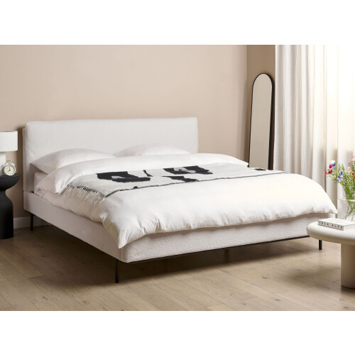 Beliani Bed Boucle CORIO 180 x 200 cm (EU Super King) Off-White 1