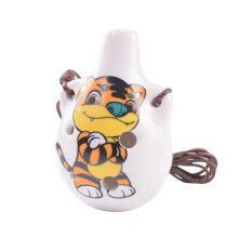Ceramic with animal motifs, ergonomic design, lightweight for beginners and professionals, suitable for desk and home use.