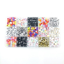 Acrylic beads with rounded corners, letter beads, vintage style, acrylic letter beads for bracelets, jewelry making, from A to Z, for kids, acrylic.