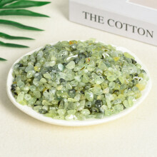 Nature's Radiance, Crystal Stones for Terrarium Decoration, Enhance Your Space with Natural White Clear Quartz, Perfect for Chakra Cleansing and Reiki