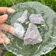 Native American Decor Inspired By Natural Crystal Amethyst, Embodying Cultural Heritage And Authenticity, Healing Stones For A Touch Of Tradition