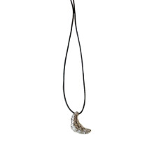 Adjustable cow horn accent, stable, black rope, jewelry accessory for daily use, silver