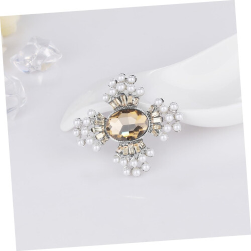 Creative Badge Fashion Brooch 1 2