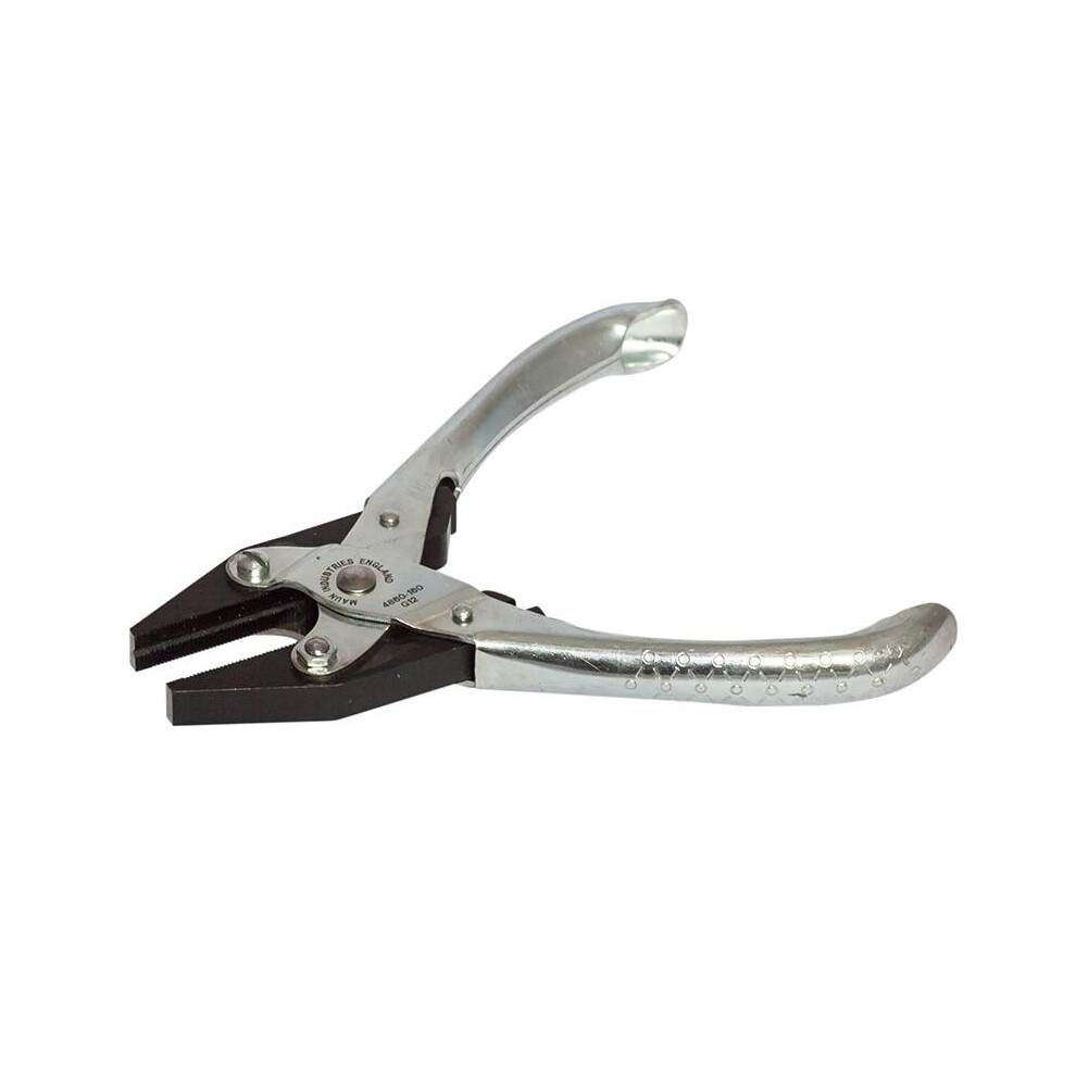 Maun Flat Nose Pliers, Serrated Jaws 160Mm 5063750607764
