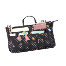 Trousse de toilette de voyage conçue pour une construction-UN