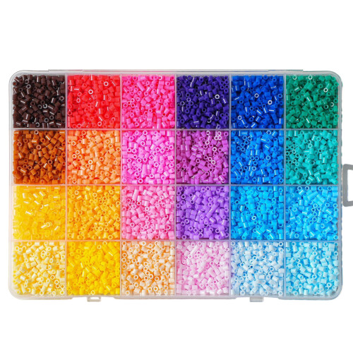 Ensemble d'artisanat de perles de-arc-en-ciel après la pluie