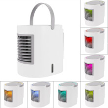Kompakter Luftbefeuchter-Ventilator, tragbarer Klimaventilator für den Schreibtisch, Mini-Tischkühlgerät mit einstellbarer Geschwindigkeit,