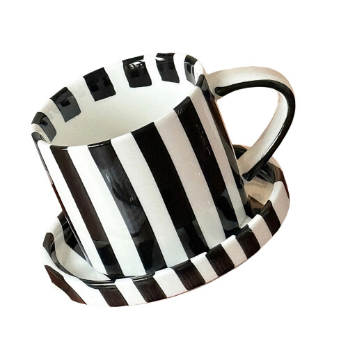 Ergonomic Handle Ceramic Coffee Cup and Saucer Set 5Inch-Black