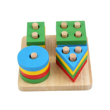 Brinquedo Educativo Montessori de Madeira para Encaixar e Empilhar, com Múltiplas Opções de Brincadeira para o Desenvolvimento da Coordenação