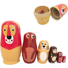 Squisite matrioske russe, uniche matrioske a forma di animale intagliate e dipinte a mano per bambini, perfette come regalo e decorazione per la casa.