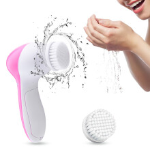 Brosse nettoyante visage raffermissante, outil de nettoyage et d'exfoliation en profondeur pour tous types de peau, sans fil et étanche.