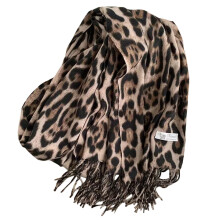 Winterschal für Damen mit Leopardenmuster und stilvollen-khaki