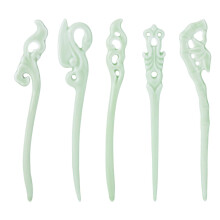 Accessori per capelli in legno naturale, design elegante con motivi intagliati in stile retrò, perfetti per occasioni speciali e per l'uso