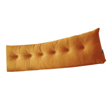 Dreieckiges Stützkissen aus Fleece, das für die-Orange