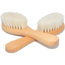Strumento per l'esfoliazione del viso, spugnetta delicata per la pulizia della pelle con setole naturali per uso quotidiano.