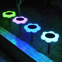 Fari da giardino celestiali, luci solari colorate per esterni, illuminatori per vialetti a energia solare multicolore, decorazioni impermeabili dal