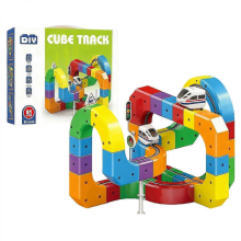 Set di treni CubesTrack da 81 pezzi con pista per auto da corsa fai da te, kit costruzione STEM, regali Natale e compleanno bambini