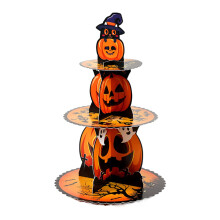 Pumpkindecorated cupcake holders for Halloween, for Halloween parties and gatherings.