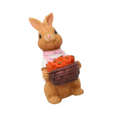 Statue de lapin de pâques avec panier de carottes,-lapine