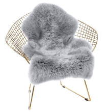 Soft Faux Fur Rugs, Easy Maintenance Machine Washable Decorative Piece Non-Toxic and Hypoallergenic, Multifunctional Use for Bedroom Living Room