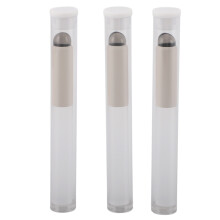 Einziehbarer Lippenbalsam-Applikator, benutzerfreundlicher Silikon-Lippenpinsel mit abgerundetem Kopf, tragbares Design mit staubdichtem Etui für