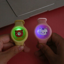 Fun Cartoon Pattern Mosquito Repellent Watch for Kids - Luminous and Unisex