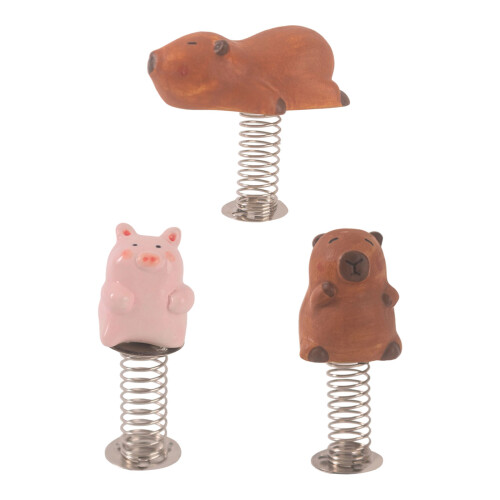 Ceramic Animal Decorative Piece with Wobble Feature-piggy 1