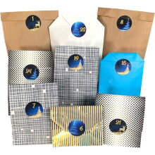 Sacs calendrier de l'Avent à faire soi-même pour les décorations de Noël, mini sacs en kraft avec poster à gratter, design original pour la