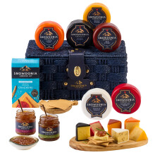 Snowdonia Cheese Company Indulgent Cheese Hamper 6 Luxury Welsh Cheeses 2