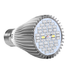 Lâmpadas LED de 30W para cultivo, luz natural com base E27, ideais para jardins internos e hidroponia.
