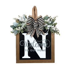 Houten krans van eucalyptus en jute met strikdesign, seizoensgebonden deurdecoratie, gepersonaliseerde achternaamkrans, landelijke decoratie voor
