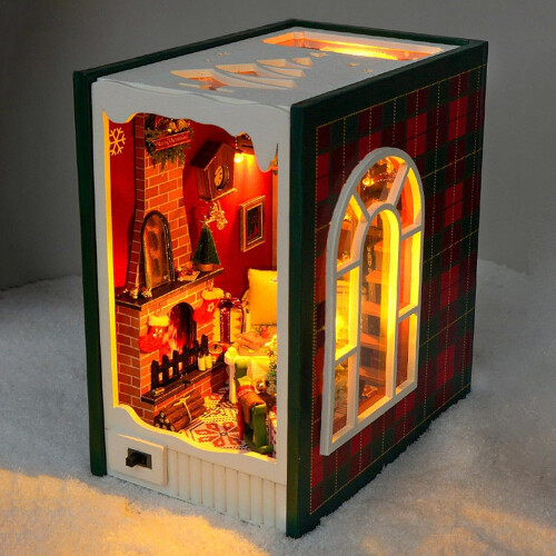 Merry Christmas Book Nook Kit 2