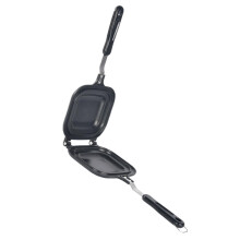 Doublesided sandwich maker with nonstick pan for sandwiches, easy to use, clean, ergonomic design, durable.