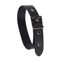 Brassards noirs élégants conçus pour sécuriser les manches-S 4