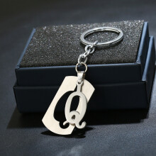 Chaveiro com Letras em Camadas e Design Criativo em Aço Inoxidável para Carteira, Bolsa ou Carro - Peça Decorativa - Pingente de Metal para