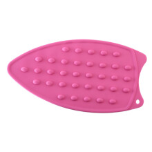 2pcs Silicone Heat Resistant Mat Non Slip Iron Rest Pad for Flat Iron Protection with Hanging Rosy