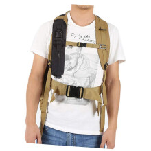 Tactical shoulder bag for hunting and outdoor, multifunctional shoulder bag with pockets for secure storage of tools and accessories.