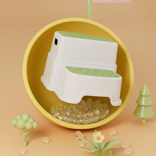 Small Two-Tier Step Stool for Toddlers, Compact Light Green PP Plastic Non-Slip Design, Ideal for Home Use 2