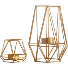 Elegante geometrische Kerzenhalter für Tischdekoration, sechseckiges Design aus Metalldraht mit rostfreier Oberfläche, stabiler Metallboden für