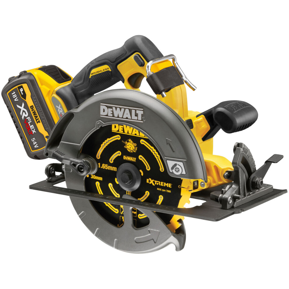 Dewalt Dcs578x2 Xr Flexvolt Circular Saw 190Mm 54V 2 X 9.0Ah Li-Ion