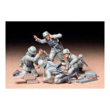 1/35 German Infantry Mortar Team 35193 Tamiya